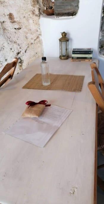 Naxos Mountain Retreat - Tiny House Build On Rock Διαμέρισμα Κόρωνος Εξωτερικό φωτογραφία